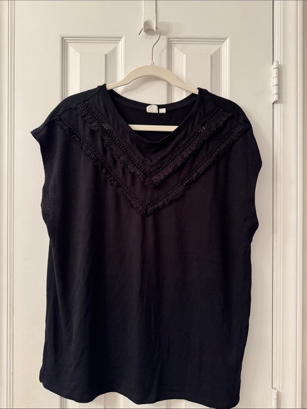 GAP Black Women's Fringe V-Neck Tank